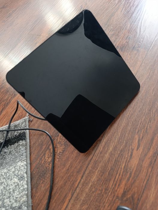 Wewnętrzna antena telewizyjna ,do pokoju, kampera ,przyczepy kempingow