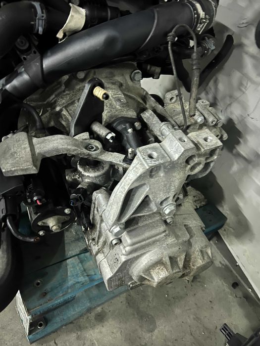 Caixa de Velocidades Vw Passat 1.6 TDI Ref: MYP
