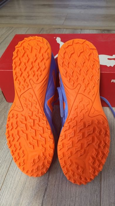 Футбольні кросівки Puma