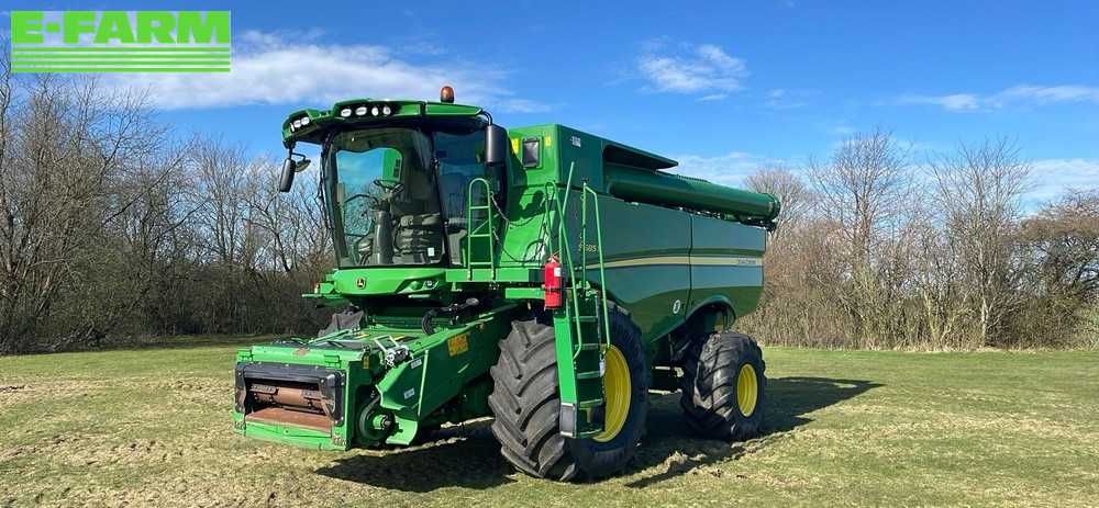 John Deere S 685