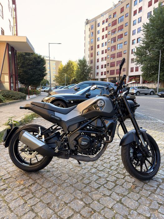 Benelli Leoncino 250