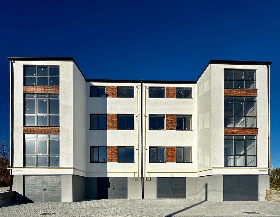 Продаж 2 к + кухня вітальня квартири в смт Запитів БЕЗ КОМІСІЇ. єОселя