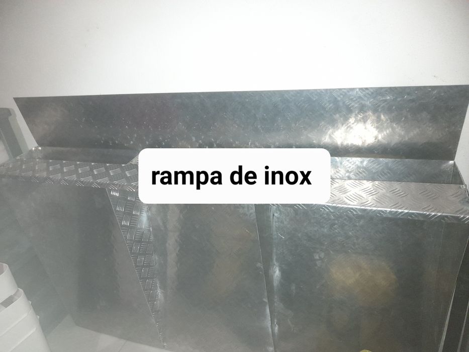 Máquinas e material de limpeza