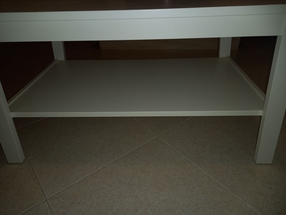 Mesa  nova de madeira maciça