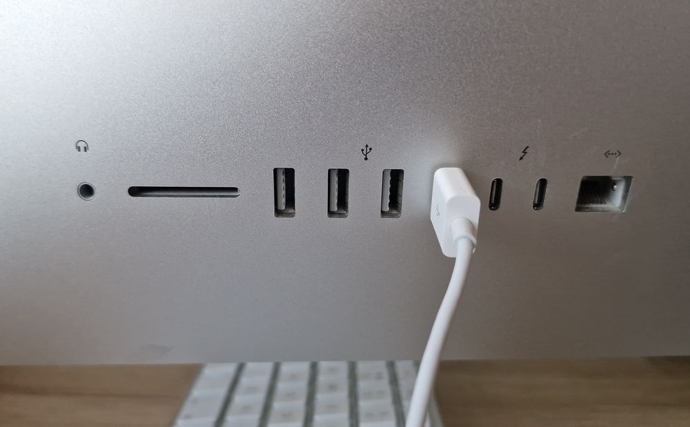 iMac i7 2020 Retina 5K27" 24GB RAM SSD 512 GB