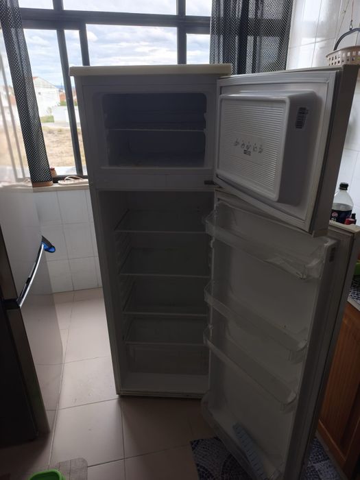 Operating Refrigerator475029807731189762