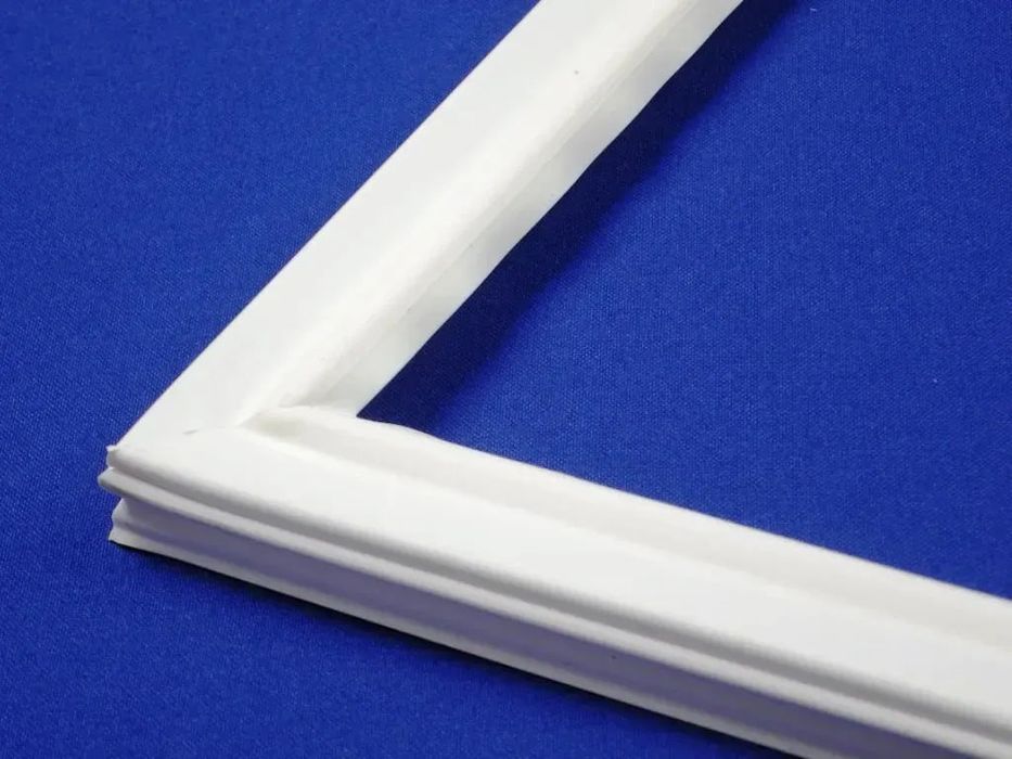 Ущільнювач дверцят холодильника Nord 225/226 — гумова резинка нова