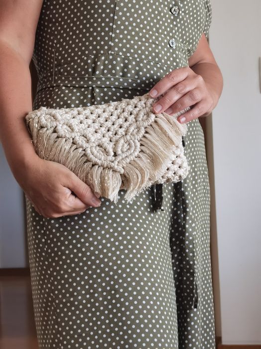 Bolsa com alsa amovivel, em macramé