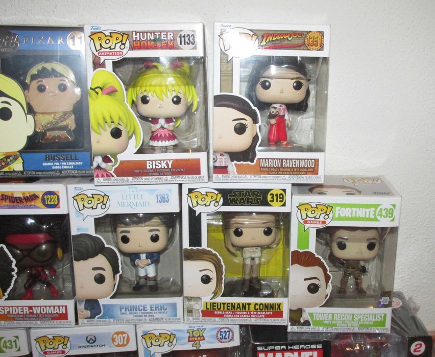 9 Funkos Pop + 1 Pop! Pin + Busto Spider-Man (Portes Incluidos)64751439921794122