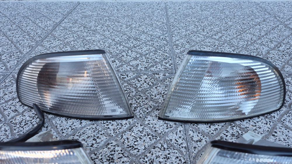 AUDI A4 B5 (8D)-PISCA/ÓTICA DIREITO-ESQUERDO 94 até 1999 Pré-Facelift