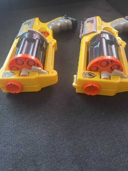Nerfs revolvers carregadas