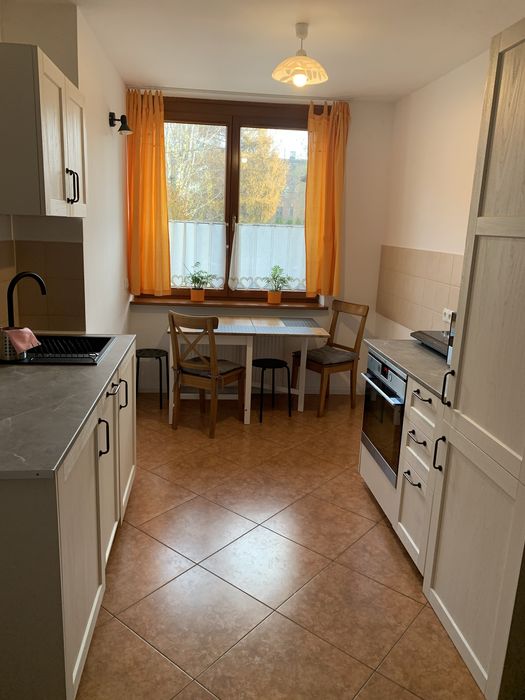 Nocleg 1-8 os Tarnowskie Gory z parkingiem centrum