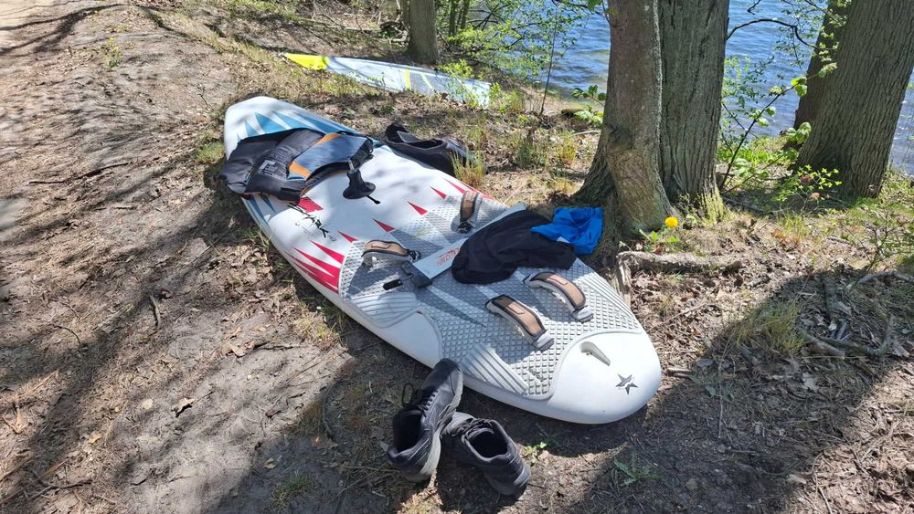 Deska Fanatic Shark 142l