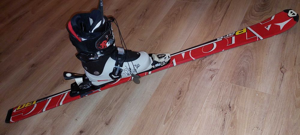 Narty buty kask spodnie narciarskie