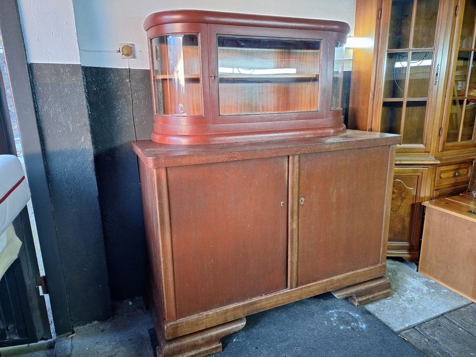 Solidny Kredens dębowy artdeco.