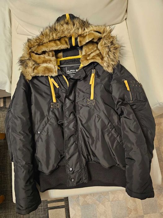 ~~Alpha Industries~~ Kurtka Zimowa