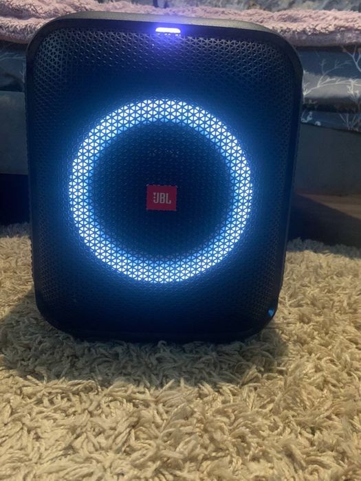 Колонка JBL  хорошое слстояние