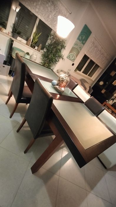 Mesa de Jantar de cerejeira com vidro fosco