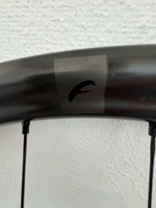Rodas Gravel Carbono Fulcrum Rapid Red Carbon