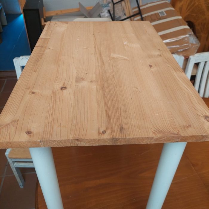 Movel de apoio em madeira