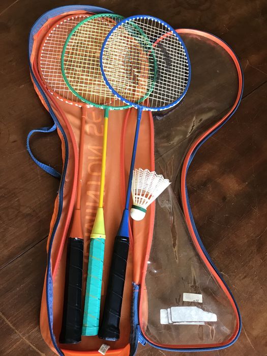 Jogo de raquetes de Badminton