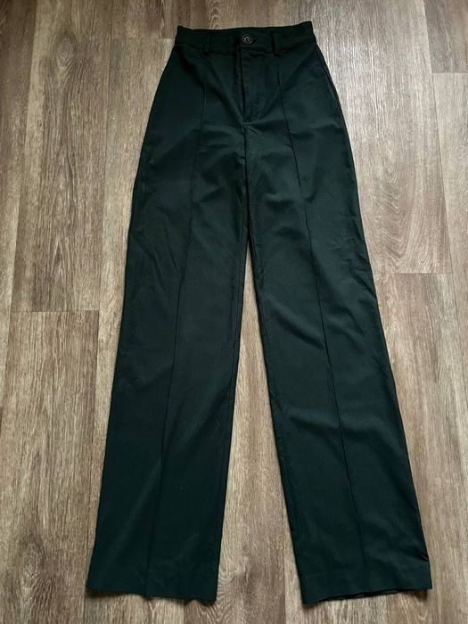 Класичні штани pull&bear