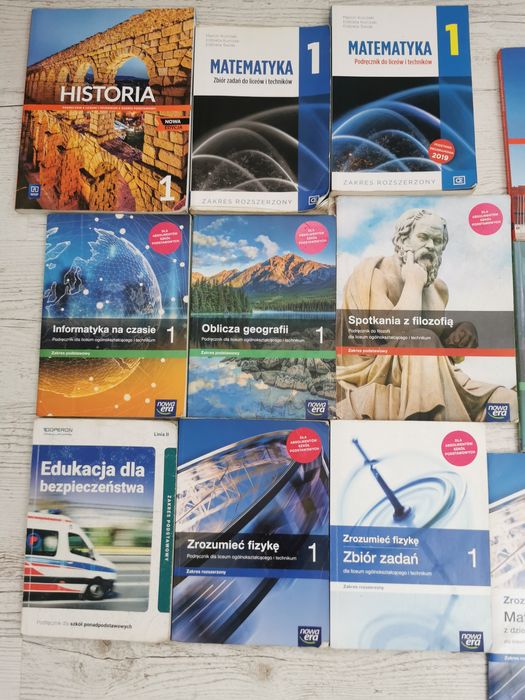 Książki do pierwszej klasy liceum i technikum