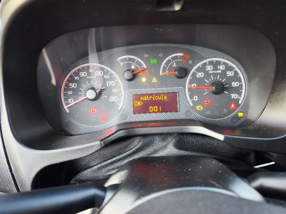 Peugeot bipper 1.3 avariado Moita • OLX.pt