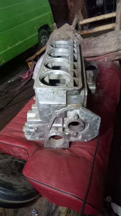 Блок двігателя Уаз Волга