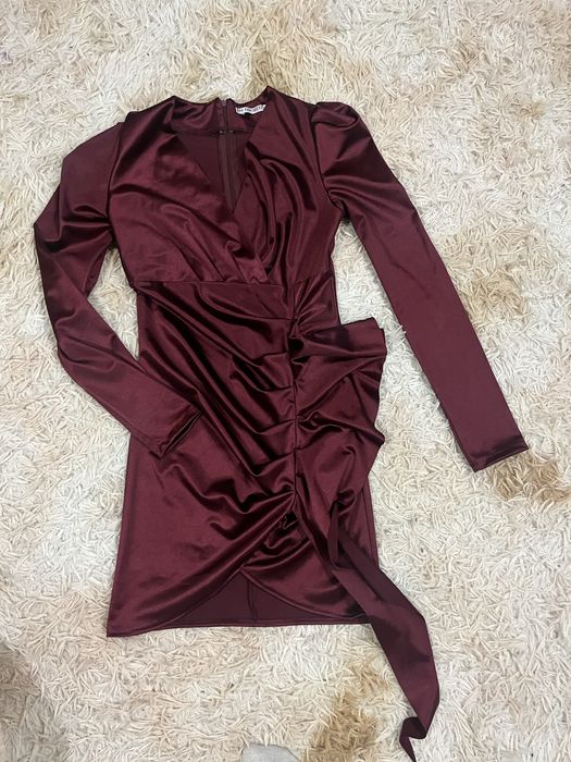 Сукня жіноча бордова