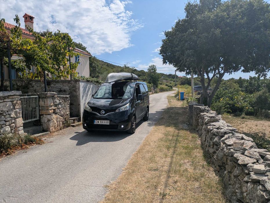 Nissan, rodzinny van, 7 osobowy, camper, niski przebieg