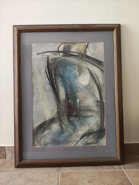 Quadro abstrato de mulher feita a giz