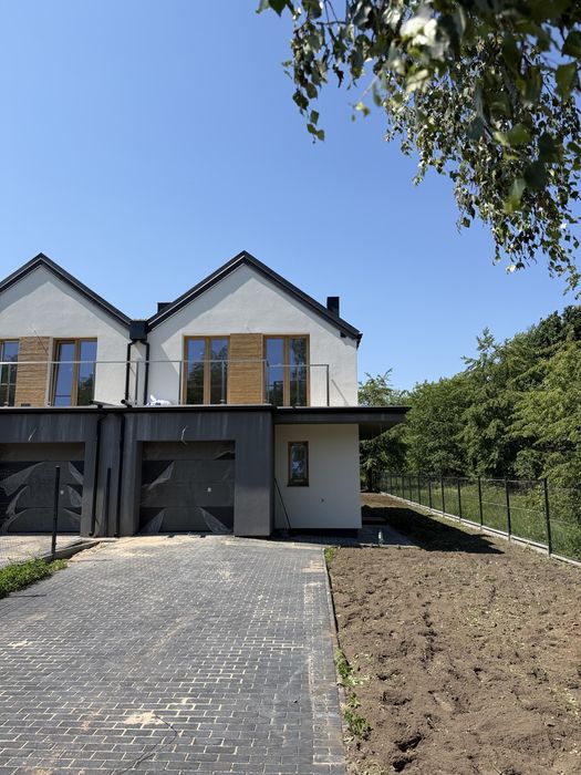 OSTATNI LOKAL. Blisko stacji WKD Brzózki, Działka 600m2