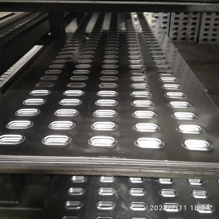 Blacha Lohr stalowa ocynk 5 Otworowa 625mm grobość 4mm Producent