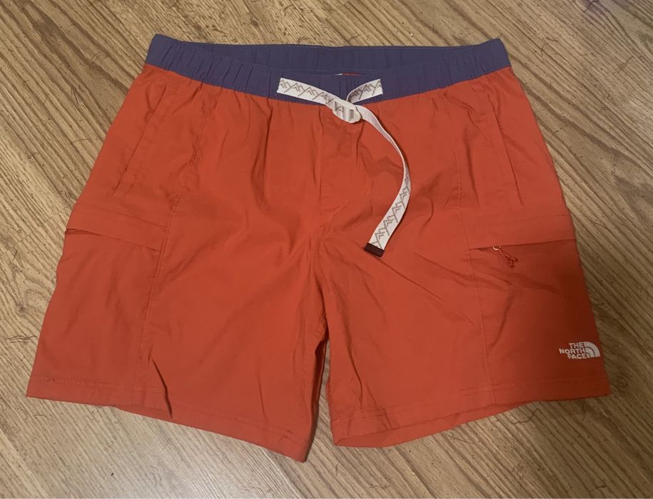 The North Face spodenki