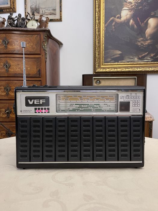 Радіоприймач VEF- SPIDOLA  232
