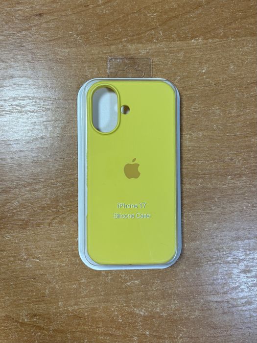 Чохол iPhone 17   Silikone Case