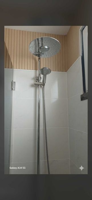 Conjunto de duche com torneira