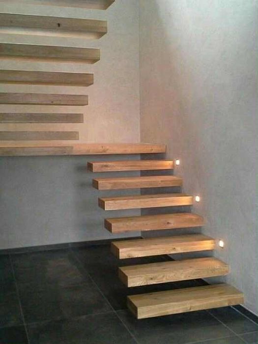 Schody półkowe wiszące wspornikowe - konstrukcja stalowa