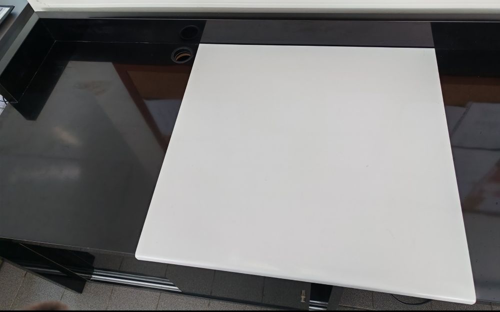 Secretaria e armário