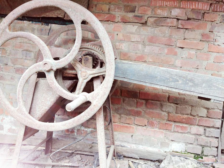 Продам січкарню .