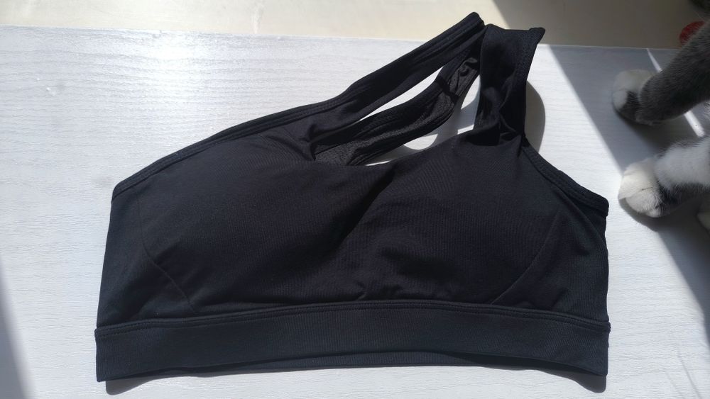 Топ для спорту / фітнесу