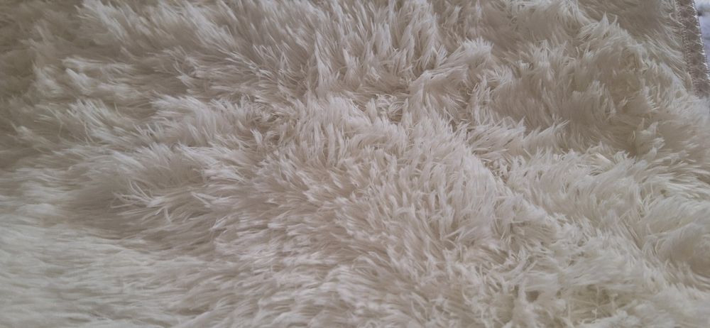 Dywanik /mata 60x160cm biały, miękki, puszysty