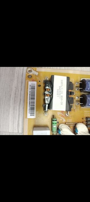 Telewizor samsung model UE55KU6100W uszkodzona matryca