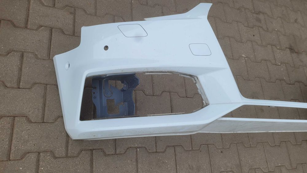 Audi A4 b9 S Line zderzak przedni przód 8W0