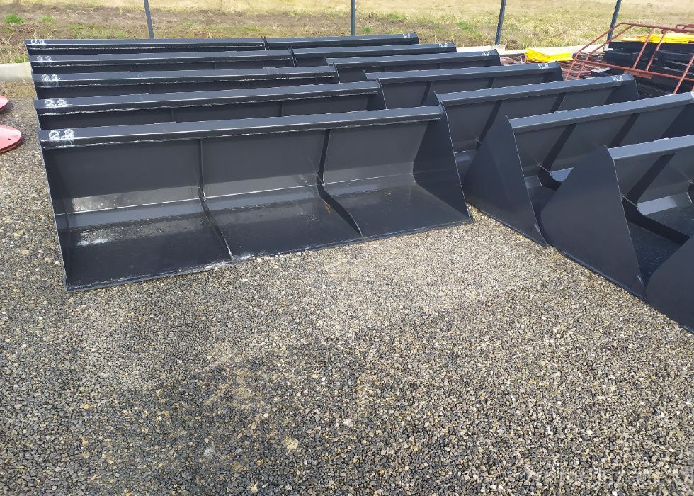 Łyżka, Szufla, Objętościówka do Tura i Ładowarki z transportem.