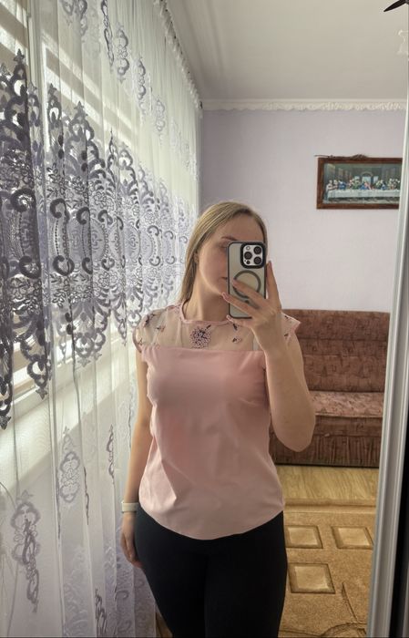 Блузка з коротким рукавом