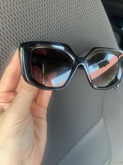 Сонцезахисні окуляри PRADA SPR 14 Z