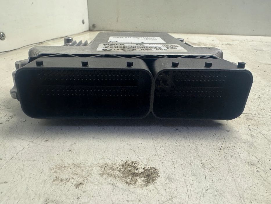 BMW E83 X3 2.0D Komputer Sterownik Silnika 7809999