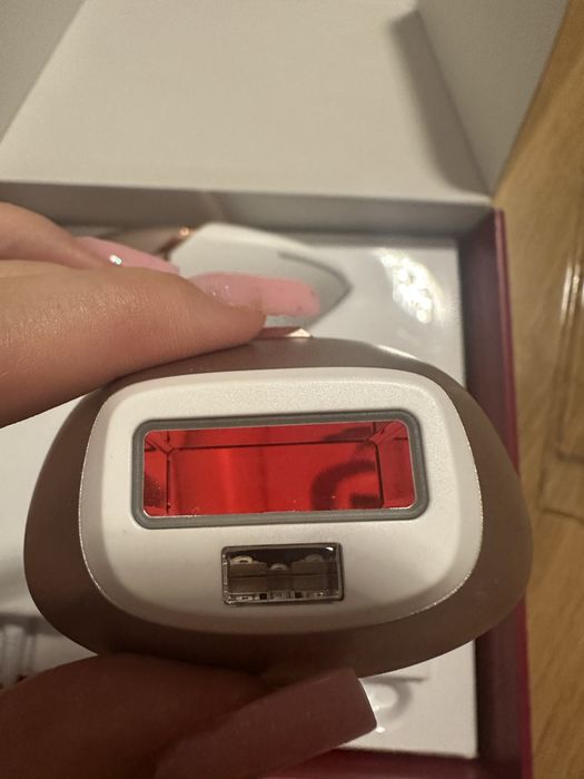 Depilator laserowy Philips Lumea 9000
